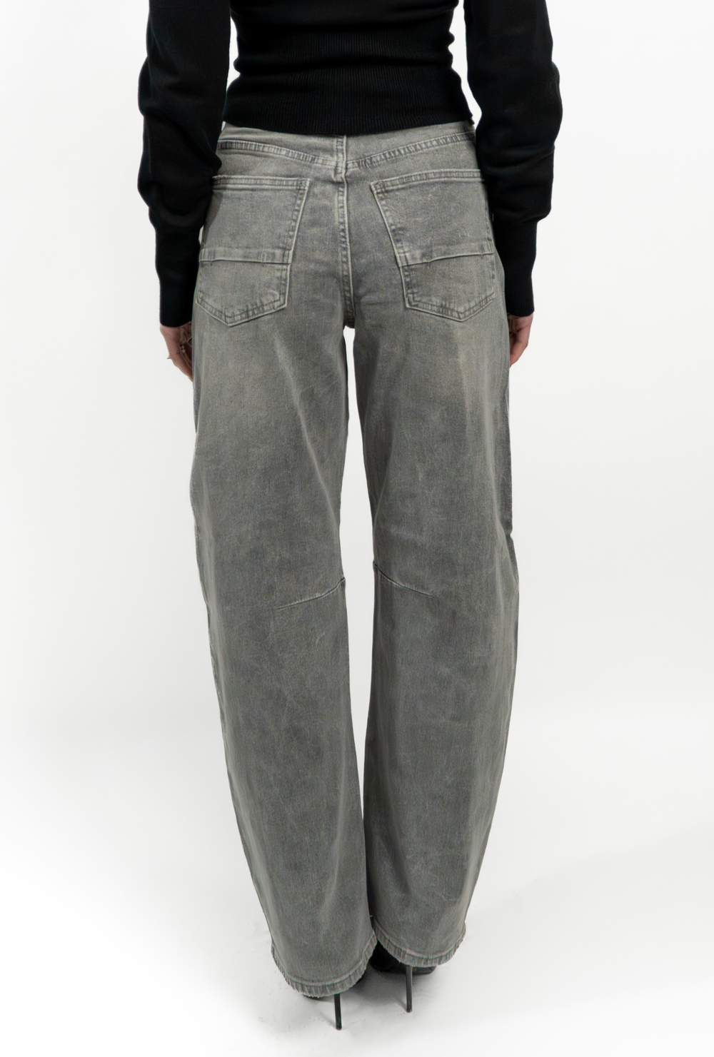 GREYSTONE BARREL JEANS